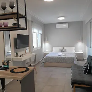 https://apt-cozy-di-va-city-centre.hotelschalkidiki.net