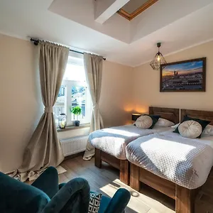 https://apartments-17-szewska.krakowhotelspoland.com